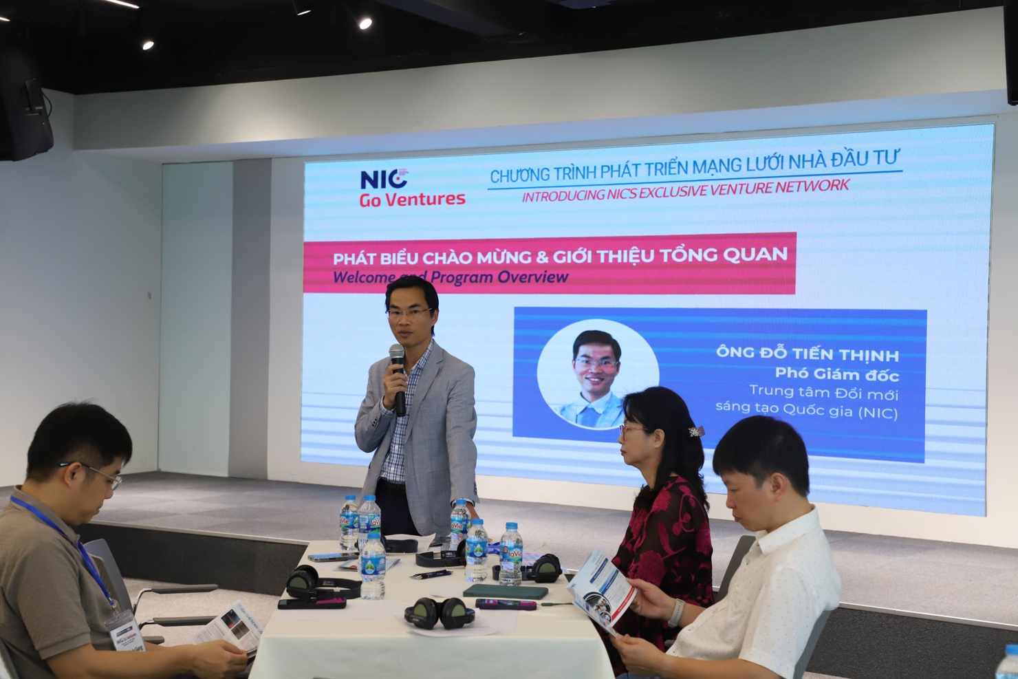 Ông Đỗ Tiến Thịnh - Phó Giám đốc Trung tâm Đổi mới sáng tạo Quốc gia chia sẻ khái quát về đầu tư mạo hiểm tại Việt Nam.