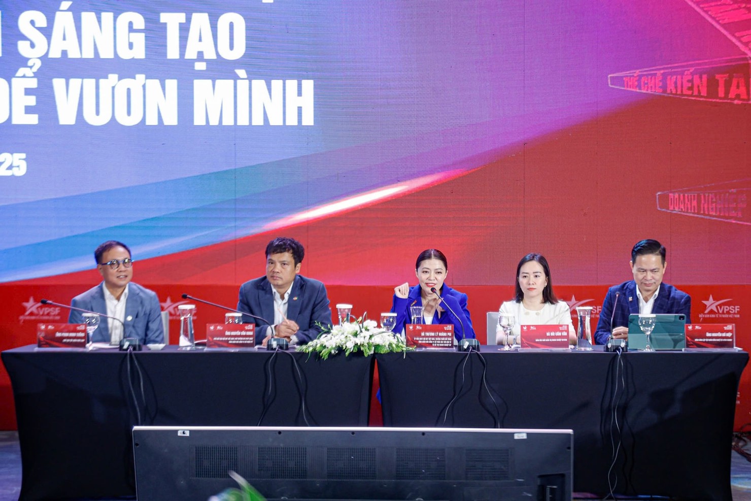 Bà Trương Lý Hoàng Phi chỉ ra sáu điểm nghẽn cốt lõi đang kìm hãm năng lực đổi mới sáng tạo của doanh nghiệp tư nhân.