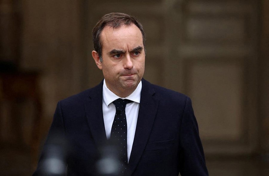 Thủ tướng Pháp Sébastien Lecornu đã nộp đơn từ chức và được Tổng thống Emmanuel Macron chấp thuận. Ảnh: Yonhap.  