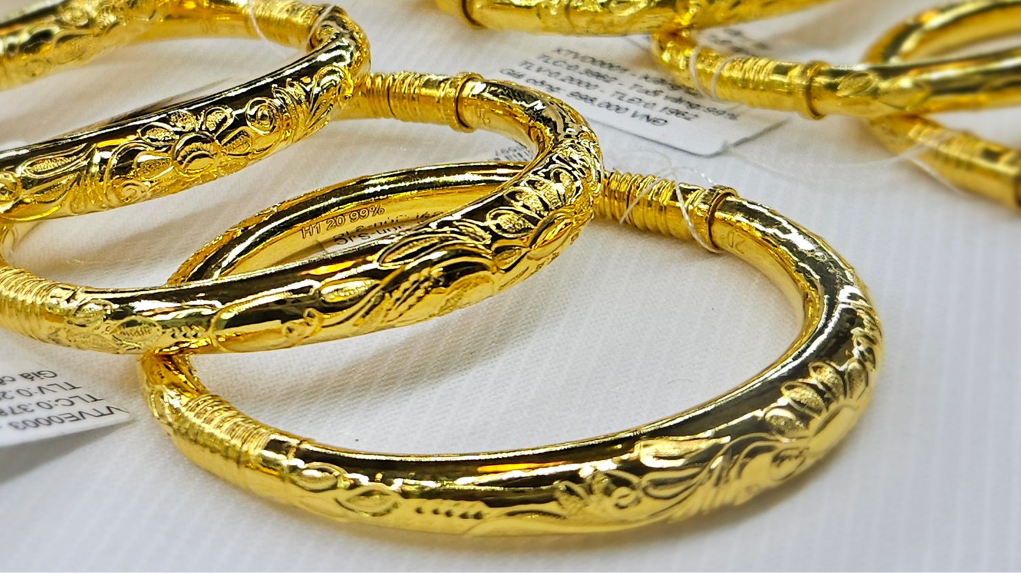 Từ 10/10/2025, giảm thuế xuất khẩu vàng trang sức, kỹ nghệ về 0%.