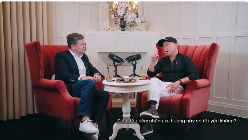 Cuộc đối thoại giữa ông Bob McCooey và Thomas Nguyễn, cùng bàn về vị thế mới của Việt Nam trên bản đồ toàn cầu.