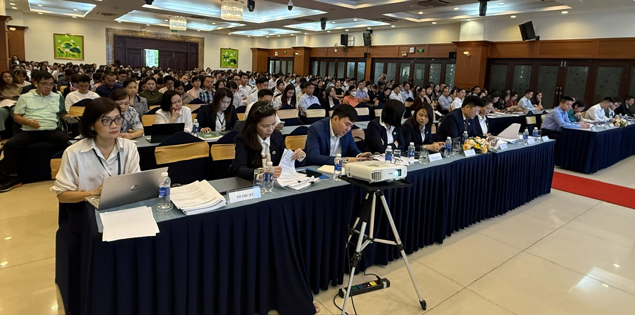 Hội nghị đã thu hút hơn 350 đại biểu đến tham dự. Ảnh: Thanh Sơn
