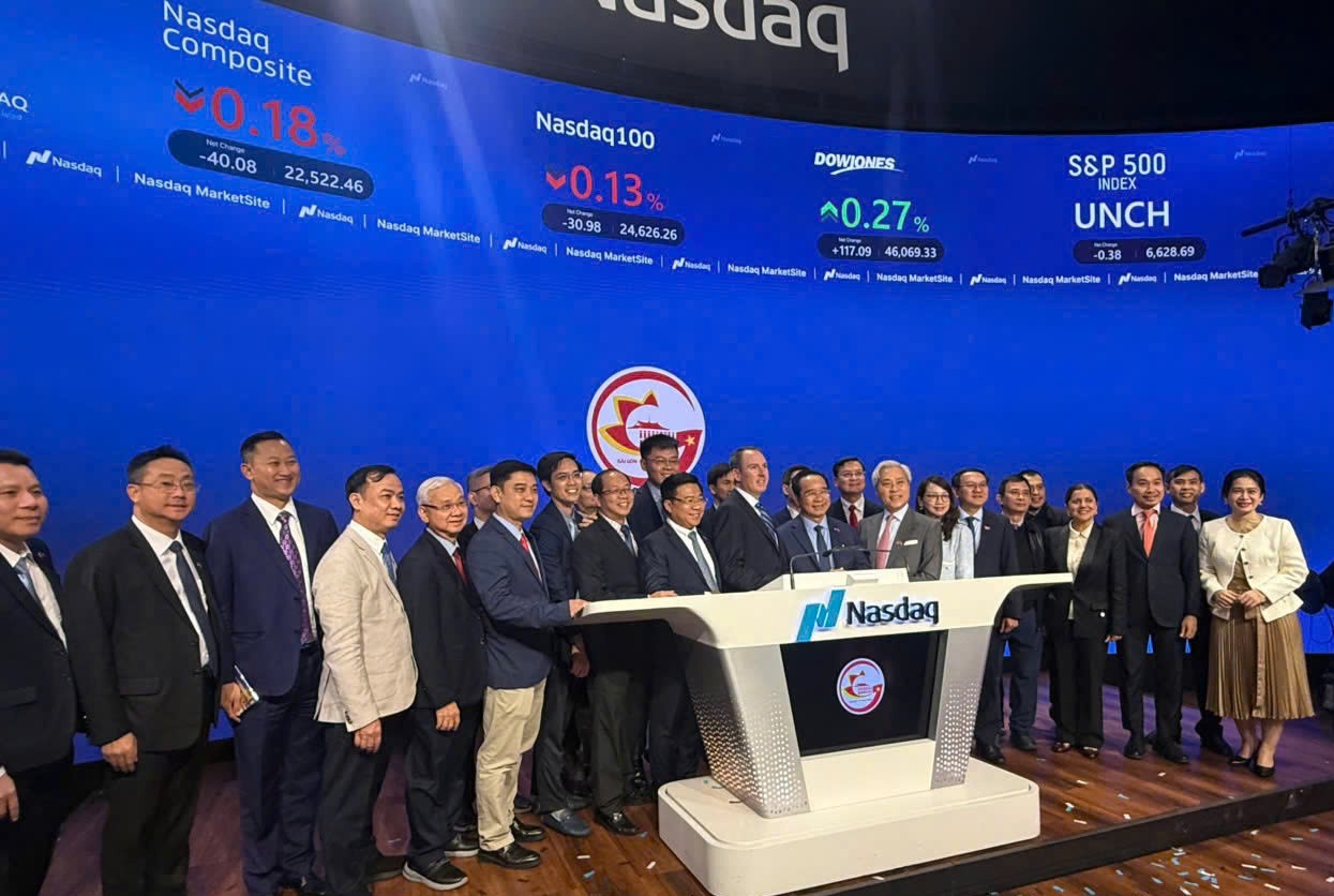 Đại diện các bên cùng dự Lễ ký kết. Ảnh: VP