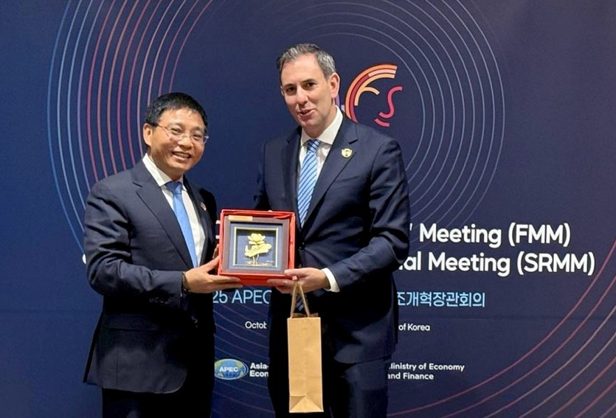 Bộ trưởng Nguyễn Văn Thắng tiếp Bộ trưởng Ngân khố Úc Jim Chalmers