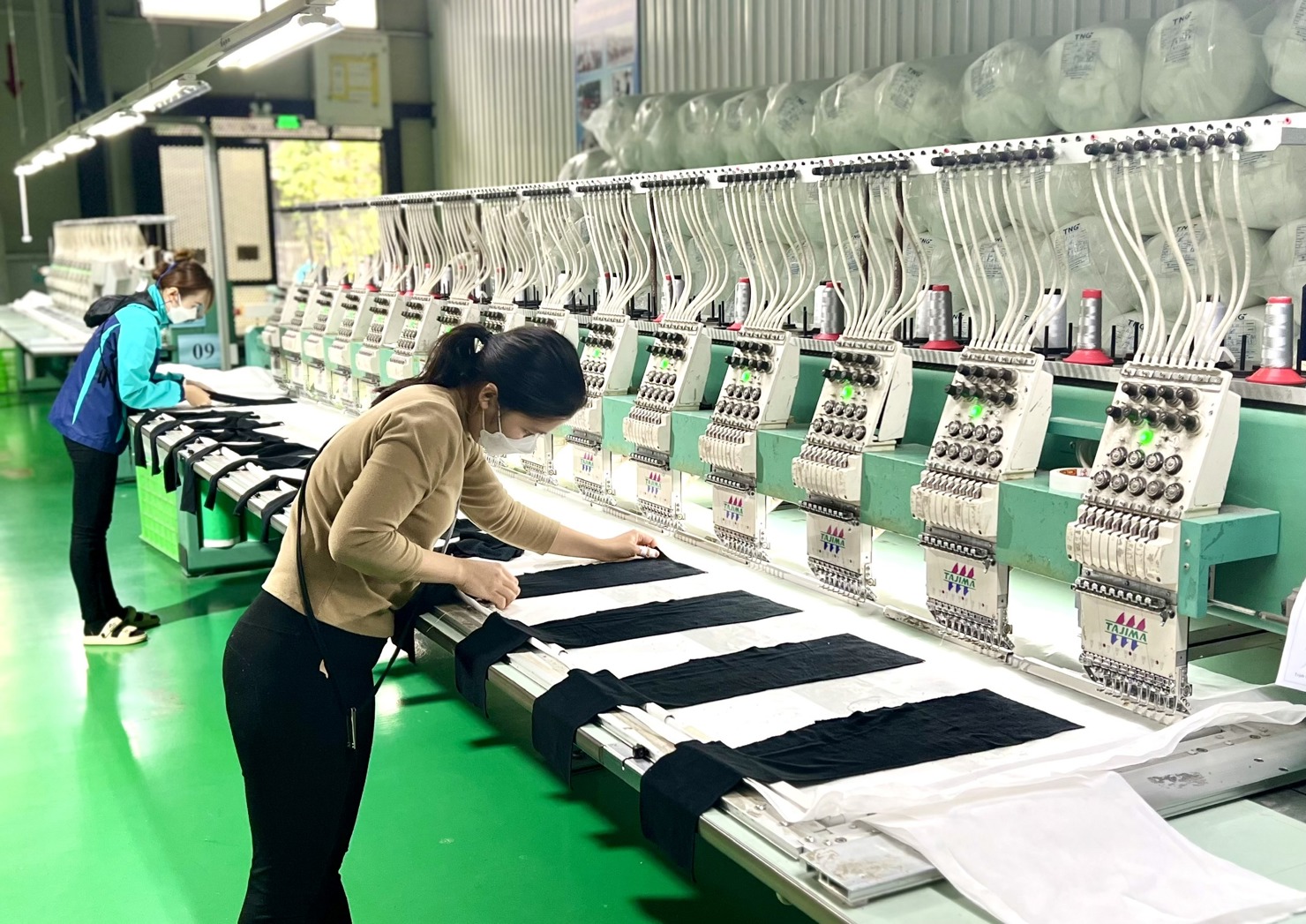 Các doanh nghiệp cần thay đổi để thuận lợi hơn trong tiếp cận tín dụng. Ảnh minh hoạ: HD