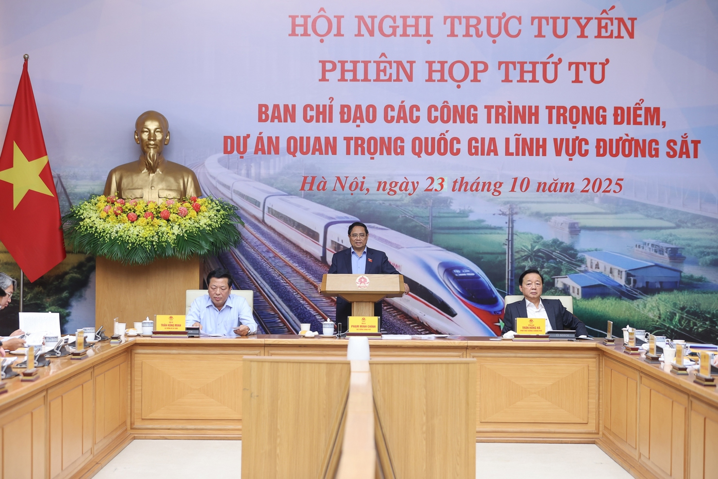 Thủ tướng nhấn mạnh, việc triển khai các dự án trên tinh thần 