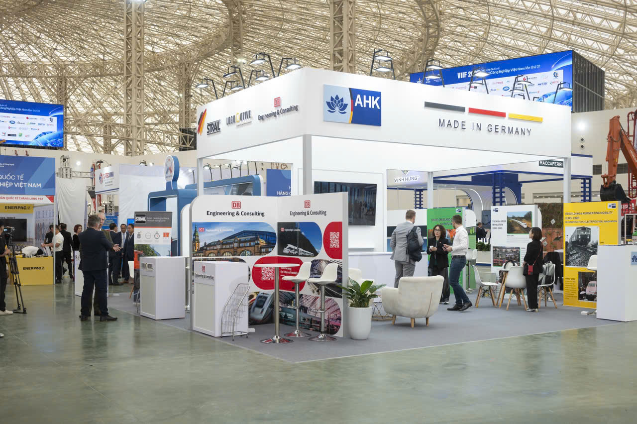 Nhiều doanh nghiệp quốc tế đang quan tâm đến các dự án về đường sắt tại Việt Nam.