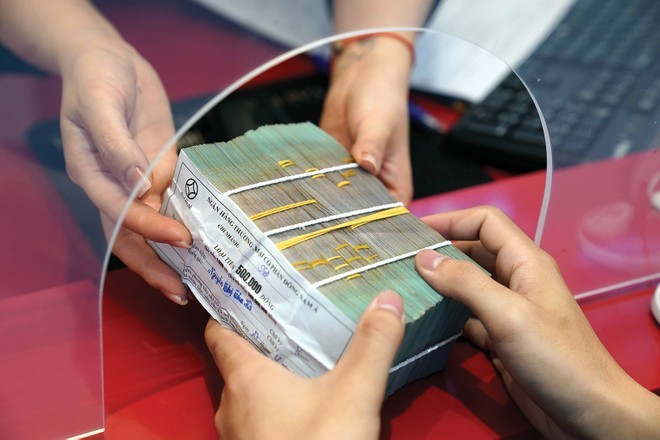 Lãi suất huy động nhích tăng trước “cơn khát vốn” cuối năm