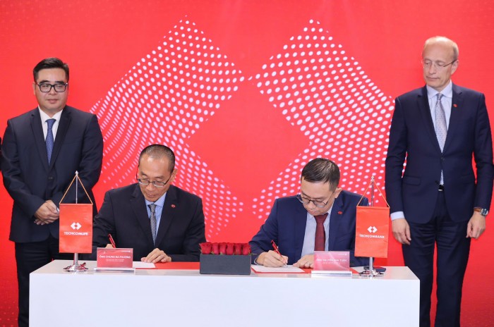 Techcombank chính thức phân phối sản phẩm bảo hiểm nhân thọ Techcom Life