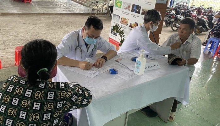 Phối hợp thực hiện hiệu quả chính sách bảo hiểm y tế ở TP. Hồ Chí Minh