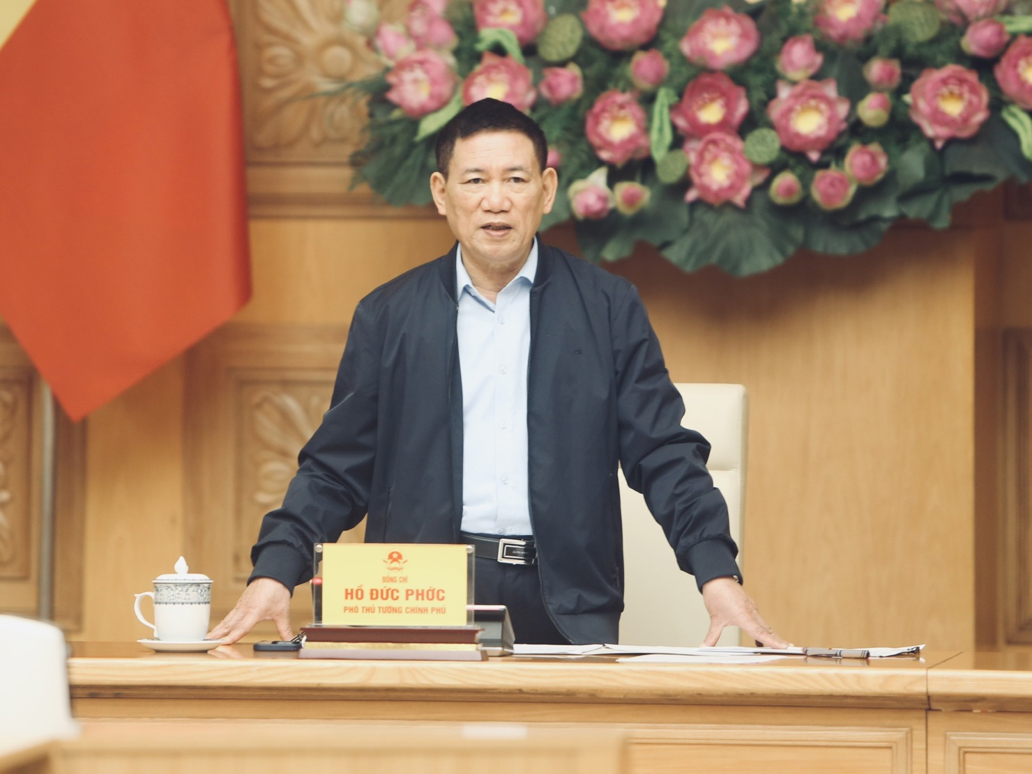 Phó Thủ tướng Chính phủ Hồ Đức Phớc phát biểu tại cuộc họp. Ảnh: KH