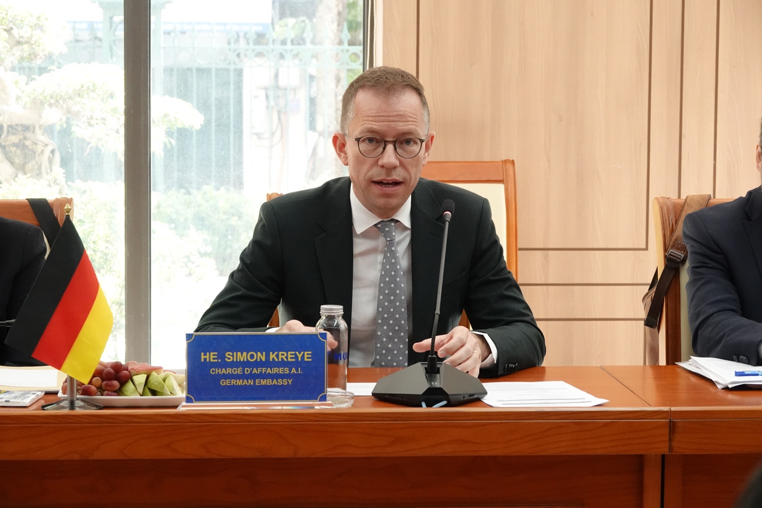 Ông Simon Kreye - Đại biện lâm thời Đại sứ quán Cộng hòa Liên bang Đức tại Việt Nam.