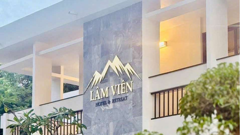 Khách du lịch Núi Cấm có thể yên tâm lưu trú qua đêm tại Lâm Viên Hotel & Retreat.