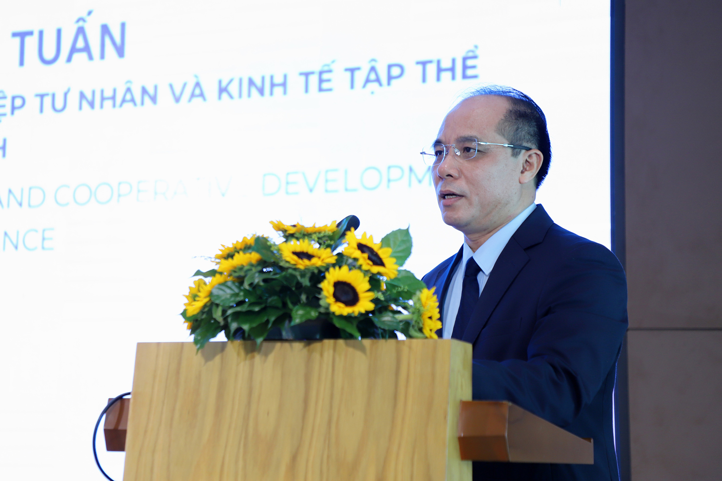 Ông Bùi Anh Tuấn - Cục trưởng Cục Phát triển Doanh nghiệp tư nhân và kinh tế tập thể (Bộ Tài chính)