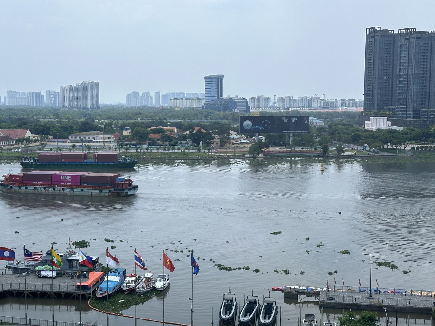 TP. Hồ Chí Minh đặt mục tiêu tăng trưởng 2 con số trong nhiệm kỳ tới