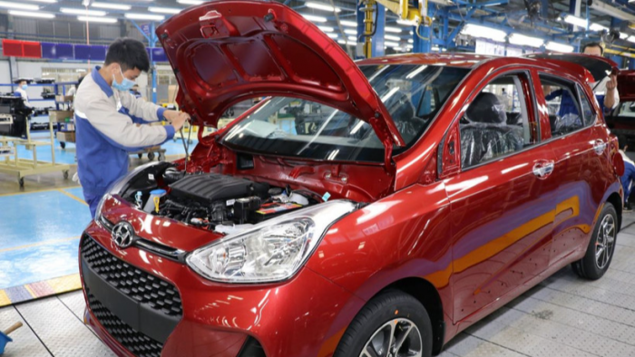 Hàng loạt mẫu xe ô tô giảm đến 100% lệ phí trước bạ