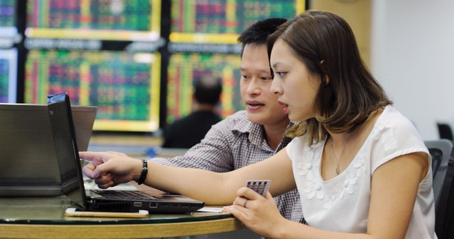 Lực cung gia tăng, VN-Index vẫn giữ được sắc xanh