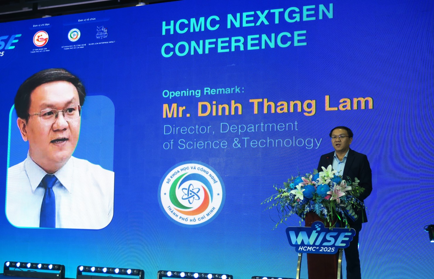 Giám đốc Sở Khoa học và Công nghệ TP. Hồ Chí Minh Lâm Đình Thắng đánh giá cao các ý kiến đóng góp của các chuyên gia quốc tế tại sự kiện. Ảnh: Đức Mỹ