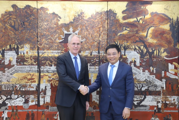 VIDEO: Bộ Tài chính Việt Nam tăng cường hợp tác chiến lược với ADB vì phát triển bền vững